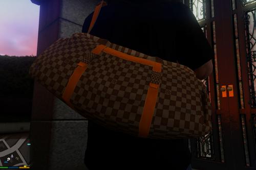 Louis V 4K Duffel Bag A63324 gta5 2017 07 06 16 49 11